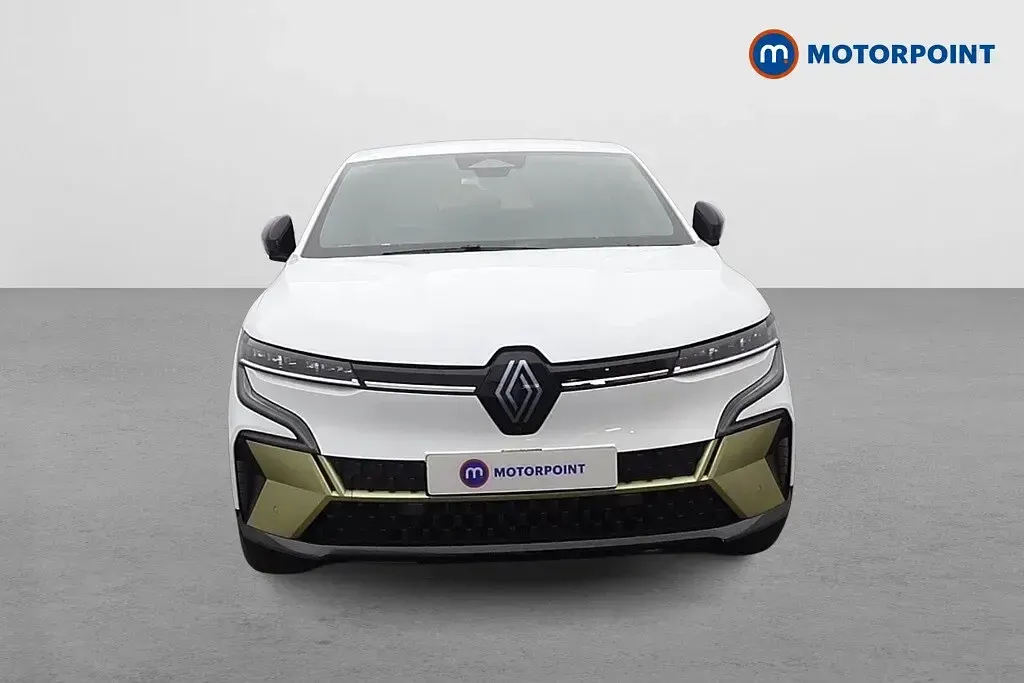 Used Renault Megane E-Tech Iconic 160 kW (218 HP) 2024 White Hatchback