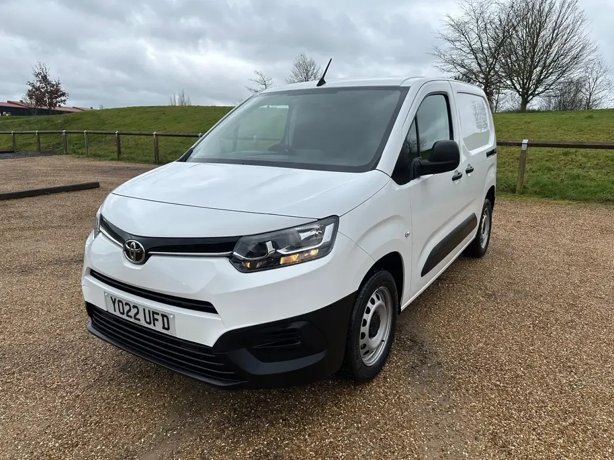 Used Toyota Proace Active 2022 White MPV