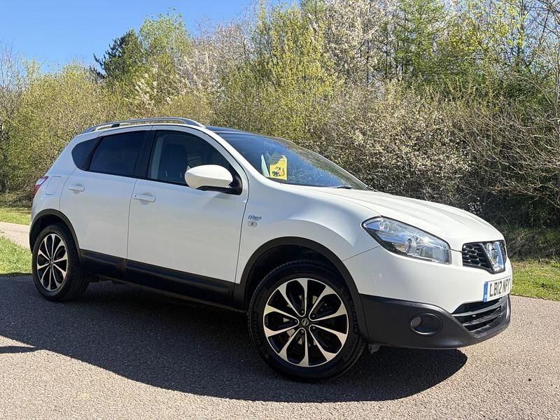 Used Nissan Qashqai N-TEC 2012 White SUV