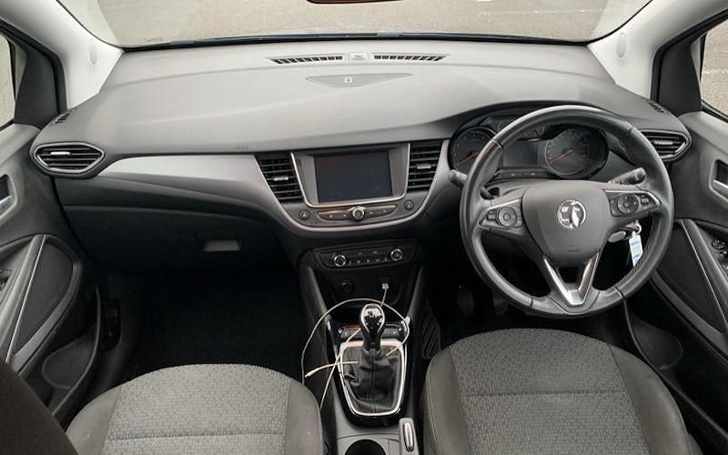 Used Vauxhall Crossland Design Edition 83 HP (61 kW) 2022 Blue SUV