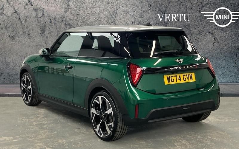 Used Mini Cooper Exclusive 150 kW (204 HP) 2026 Hatchback