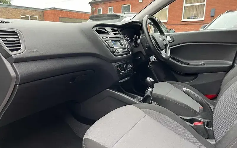 Used Hyundai i20 SE 84 HP (61 kW) 2018 Hatchback