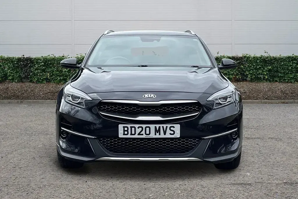 Usado Kia XCeed 140 CV (102 kW) 2020 Negro SUV