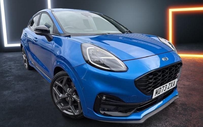 Käytetty Ford Puma ST 170 HP (125 kW) 2023 Katumaasturi