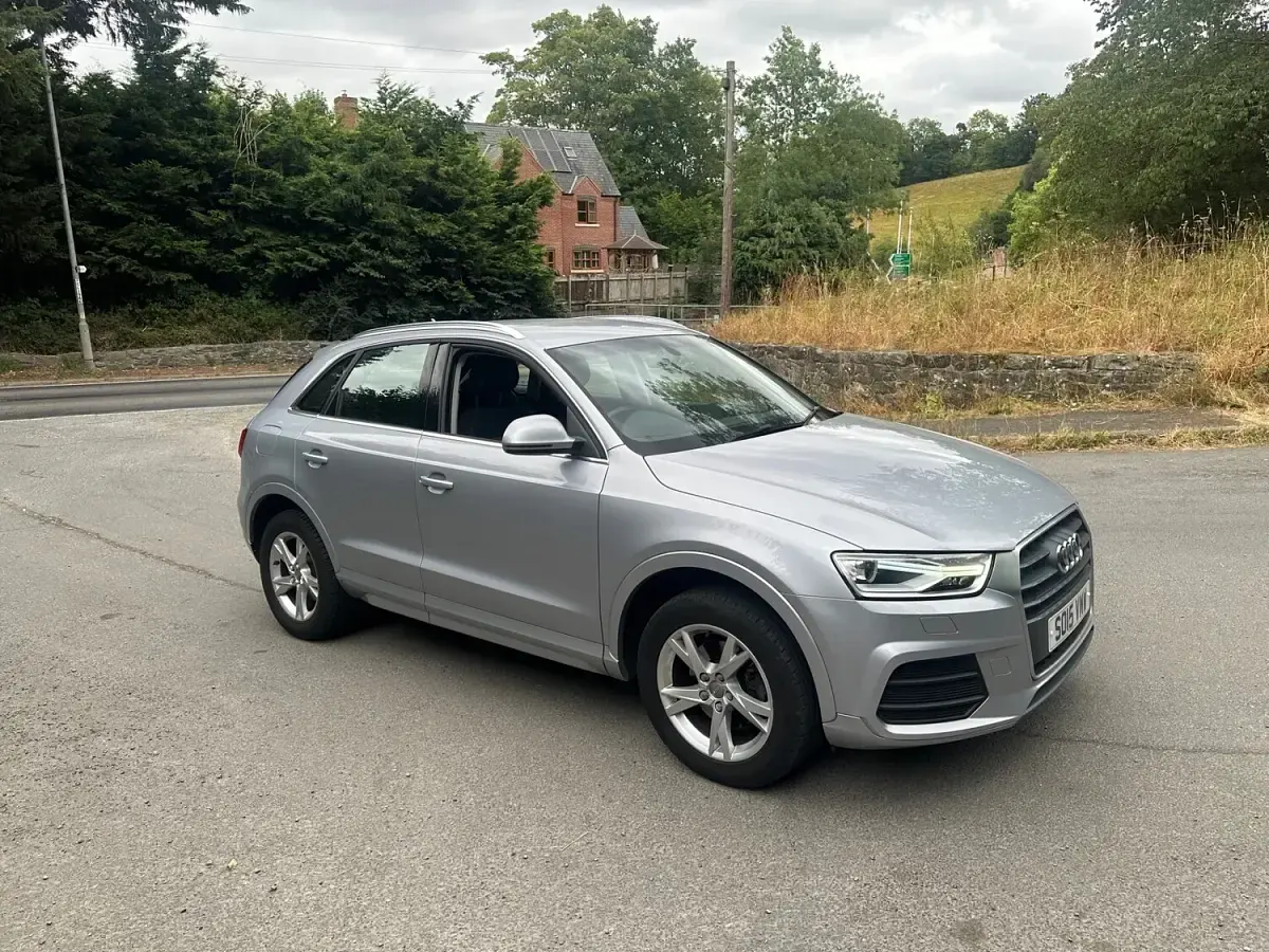 Used Audi Q3 Design 150 HP (110 kW) 2015 Silver SUV