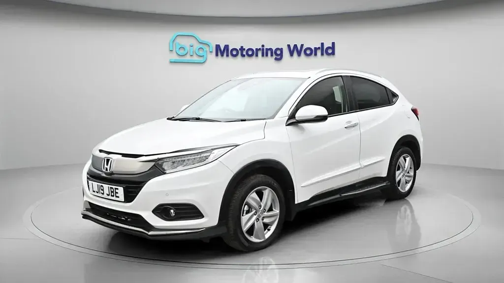 Second-hand Honda HR-V EX 130 CP (95 kW) 2019 Alb SUV