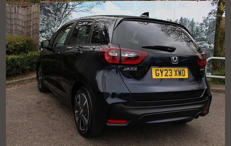 Used Honda Jazz Advance 122 HP (89 kW) 2023 Midnight blue beam Hatchback