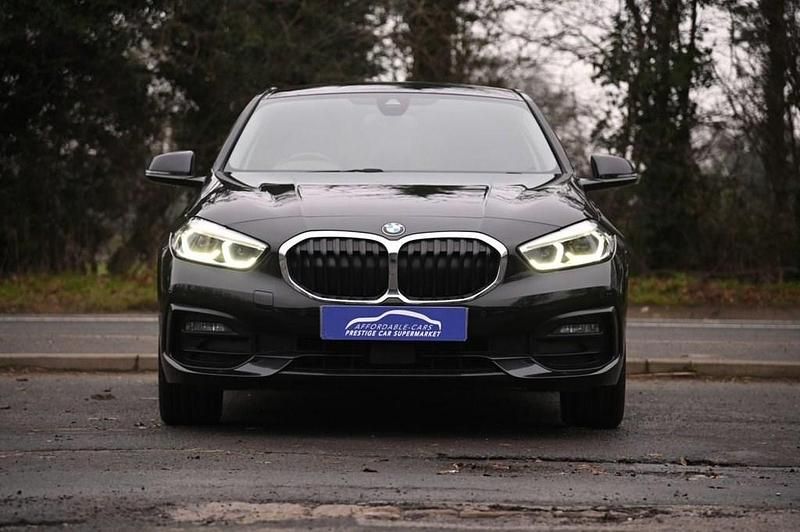 Used BMW 116 Sport Line 116 HP (85 kW) 2022 Black Hatchback