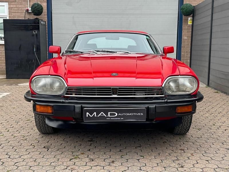 Used Jaguar XJS 284 HP (208 kW) 1978 Red Coupe