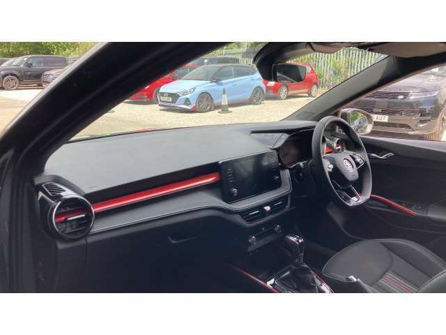 Image 2/4