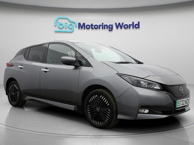 Grey Used 2022 Nissan Leaf N-Connecta Hatchback | £12,700 (Good price) - Image 1/4