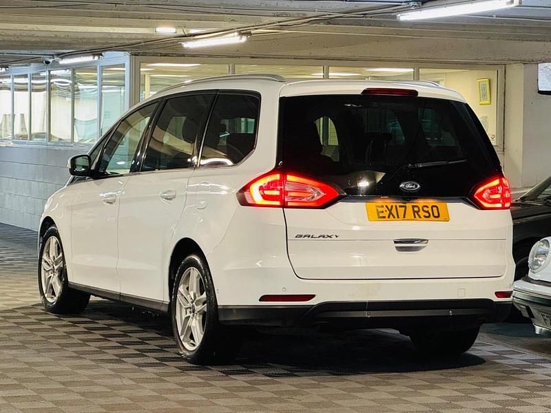 Begagnad Ford Galaxy Titanium X 2017 Vit Minibuss