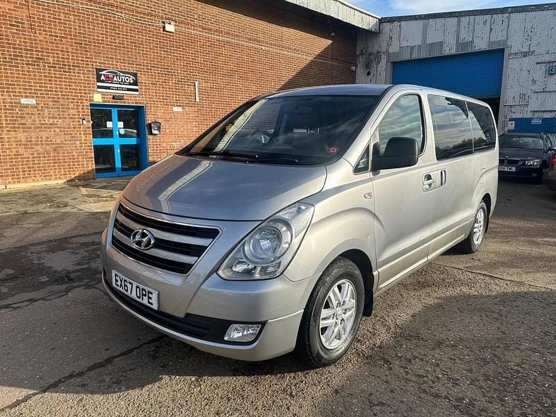 Used Hyundai I800 SE 136 HP (100 kW) 2017 Silver MPV