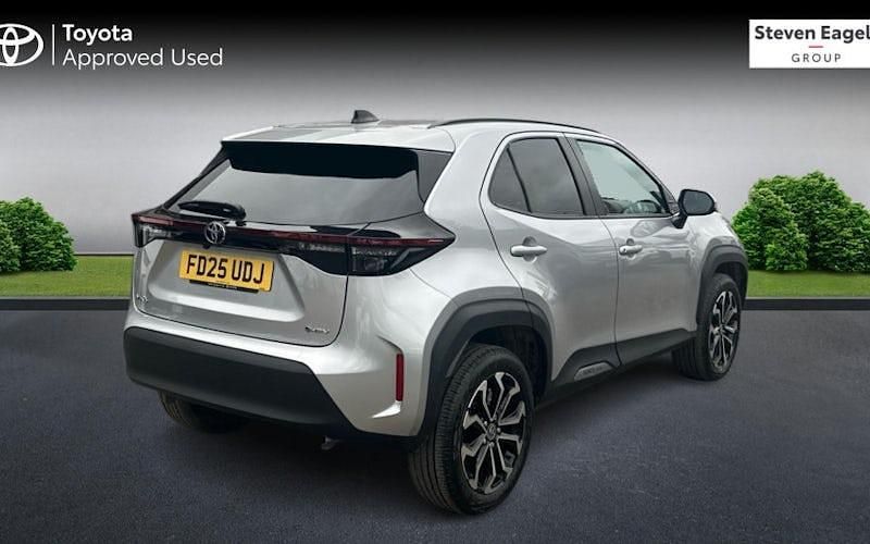 Used Toyota Yaris Hybrid Design 116 HP (85 kW) 2026 Estate