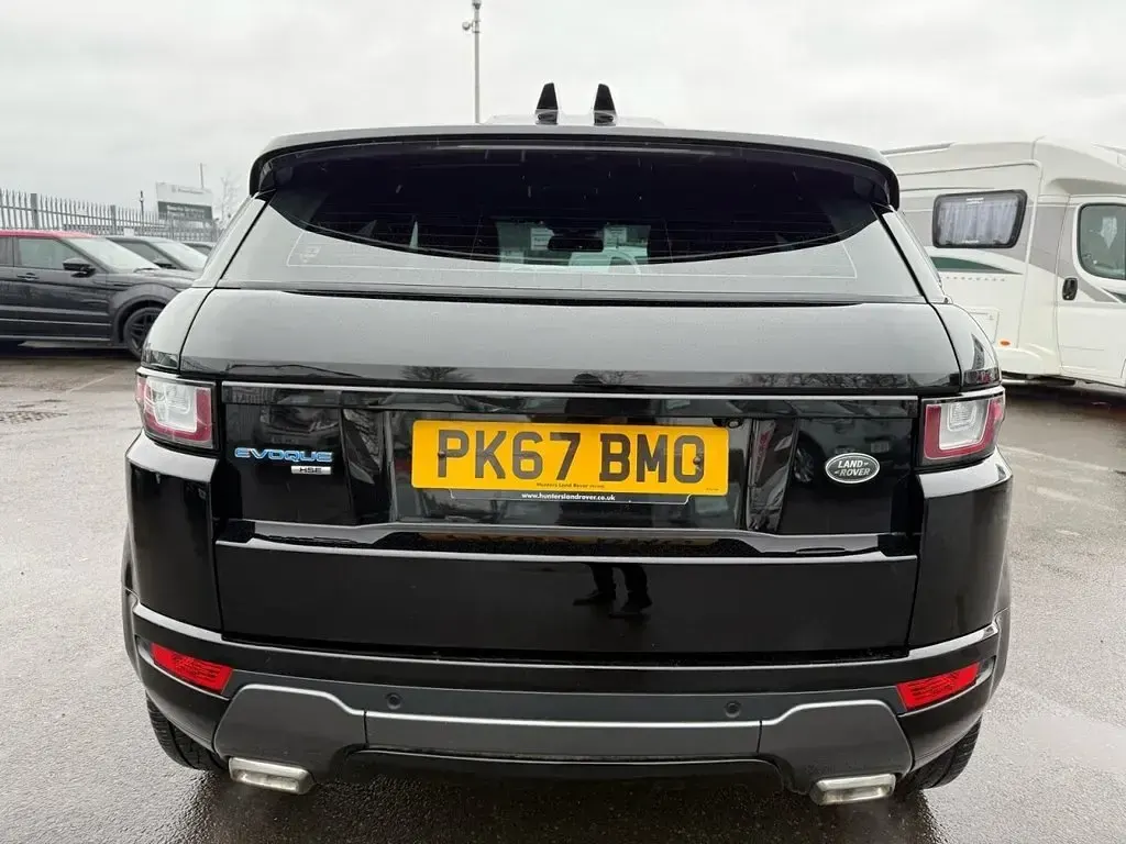 Used Land Rover Range Rover evoque HSE Dynamic 150 HP (110 kW) 2017 Black SUV