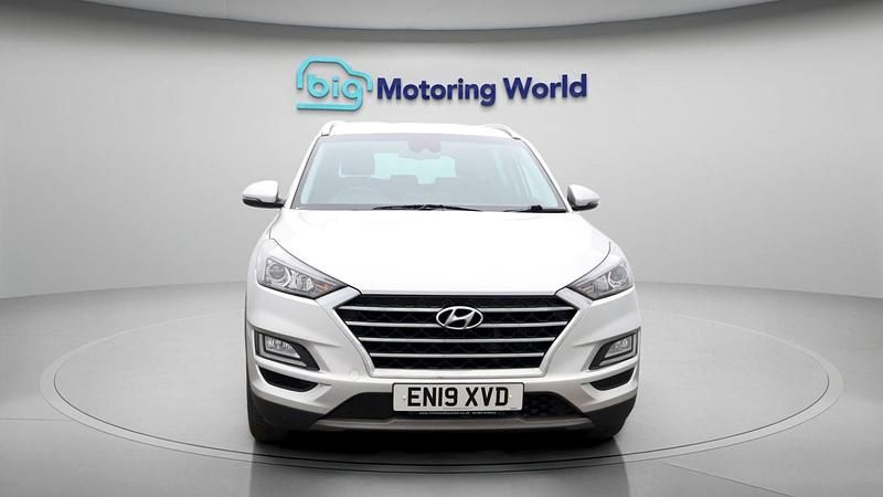 Used Hyundai Tucson SE 177 HP (130 kW) 2019 Silver SUV