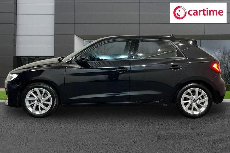 Used Audi A1 Sportback Sport 110 HP (80 kW) 2022 Black Hatchback