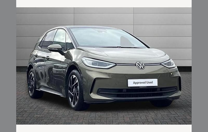 Used VW ID.3 Pro 147 kW (200 HP) 2025 Green Hatchback