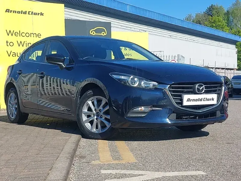 Begagnad Mazda 3 120 HK (88 kW) 2016 Blå Halvkombi