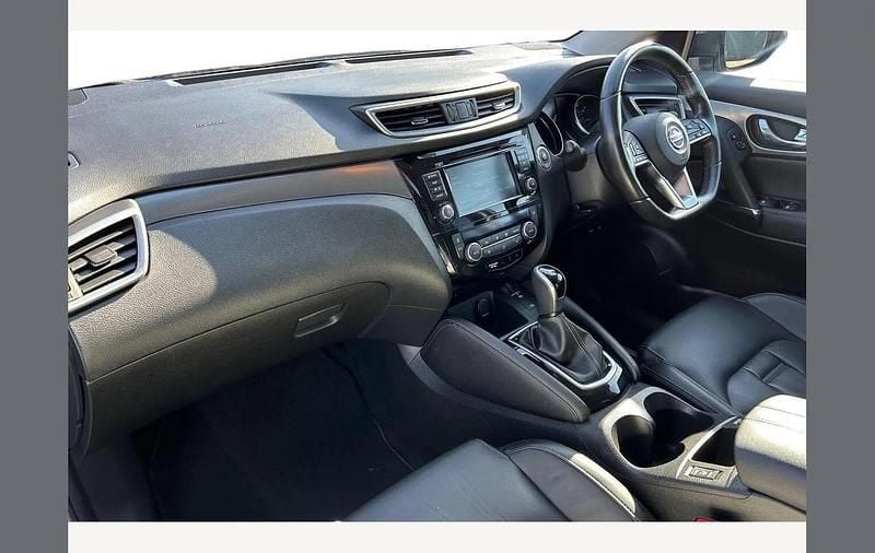 Used Nissan Qashqai N-Motion 160 HP (117 kW) 2020 Grey SUV