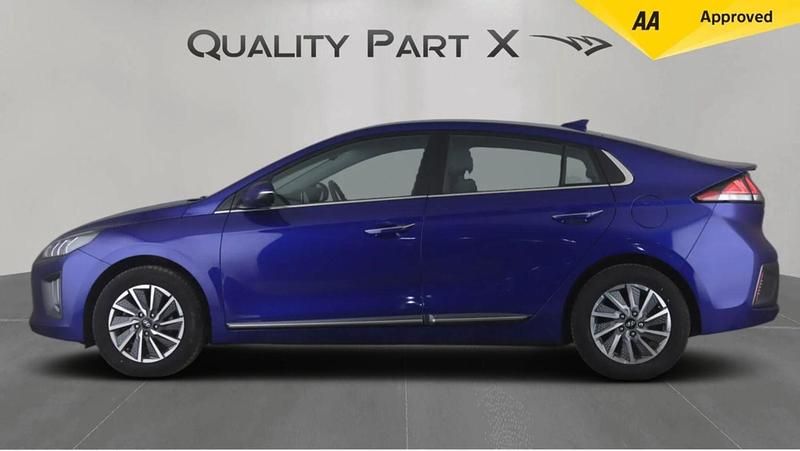 Used Hyundai Ioniq Premium 100 kW (136 HP) 2022 Blue Hatchback