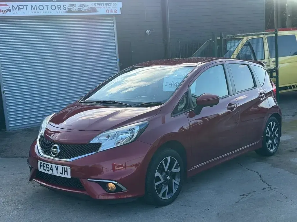 Begagnad Nissan Note S 98 HK (72 kW) 2014 Röd Halvkombi