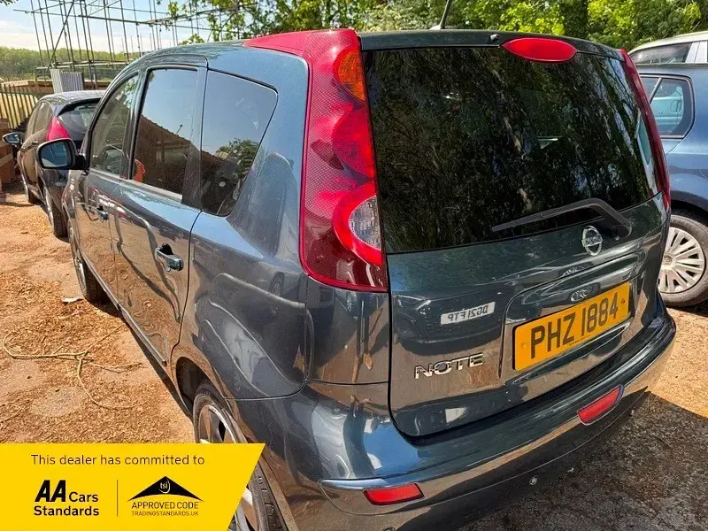 Used Nissan Note N-TEC 110 HP (80 kW) 2012 Blue Hatchback