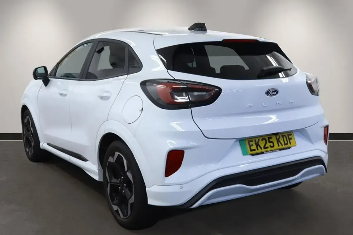 Used Ford Puma Gen-E Premium 124 kW (169 HP) 2025 White SUV