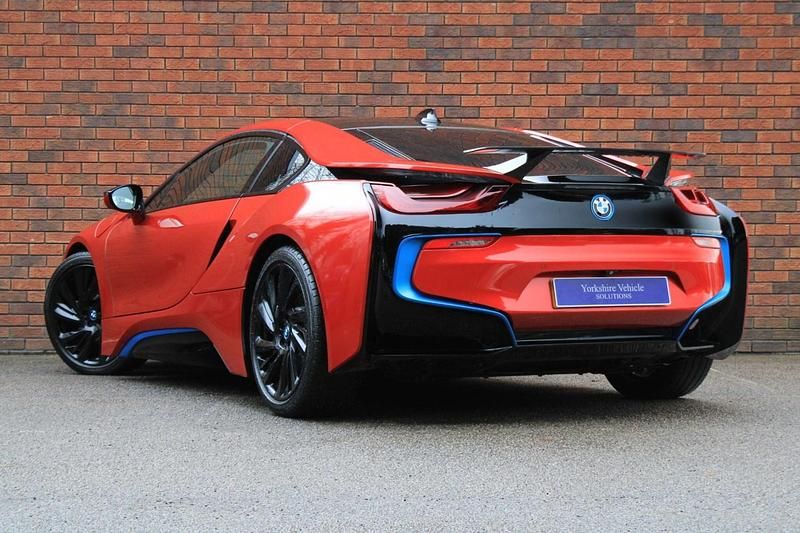 Used BMW i8 Comfort Edition 2015 Red Coupe