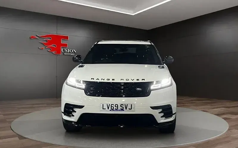 Second-hand Land Rover Range Rover Velar SE Dynamic 180 CP (132 kW) 2019 Alb SUV