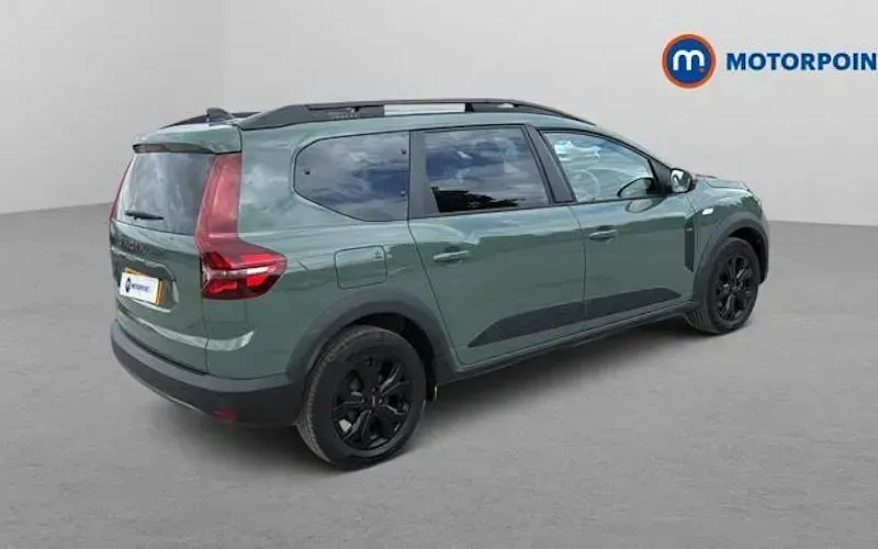Used Dacia Jogger Extreme 141 HP (103 kW) 2025 MPV