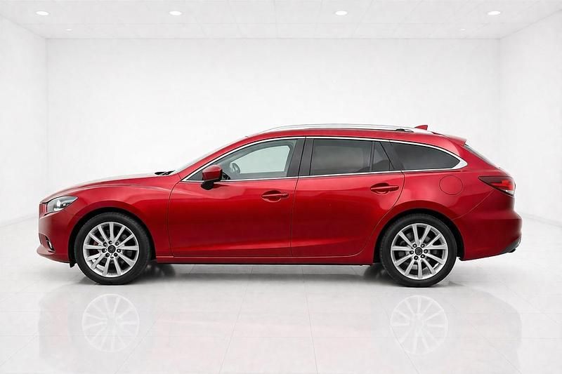 Usado Mazda 6 150 HP (110 kW) 2017 Vermelho Carrinha