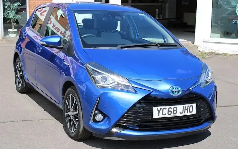 Used Toyota Yaris Hybrid 101 HP (74 kW) 2019 Hatchback