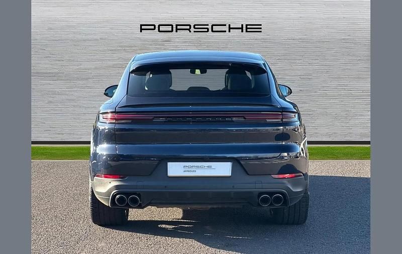 Used Porsche Cayenne 470 HP (345 kW) 2023 Blue SUV