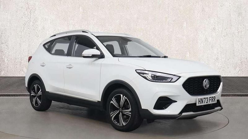 White Used 2023 MG ZS Excite Sedan | £12,995 (Fair price) - Image 1/4