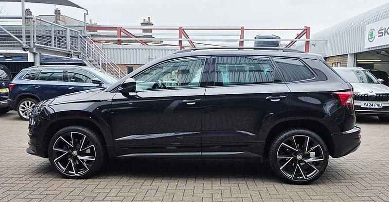 Used Skoda Karoq SportLine 150 HP (110 kW) 2022 Black magic pearl effect SUV