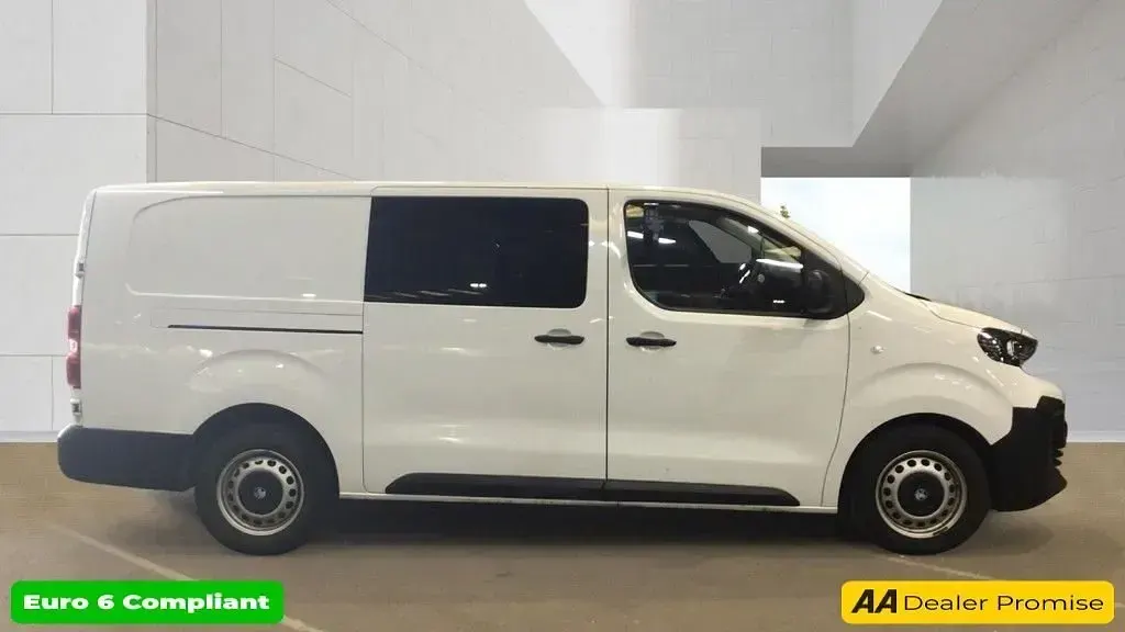 Used Vauxhall Vivaro 2024 White MPV