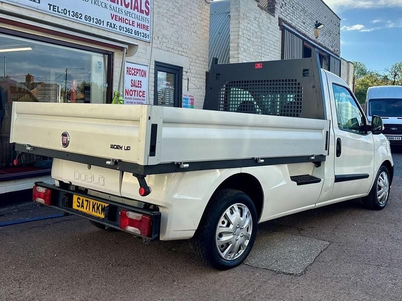 Used Fiat Doblò 2021 White MPV