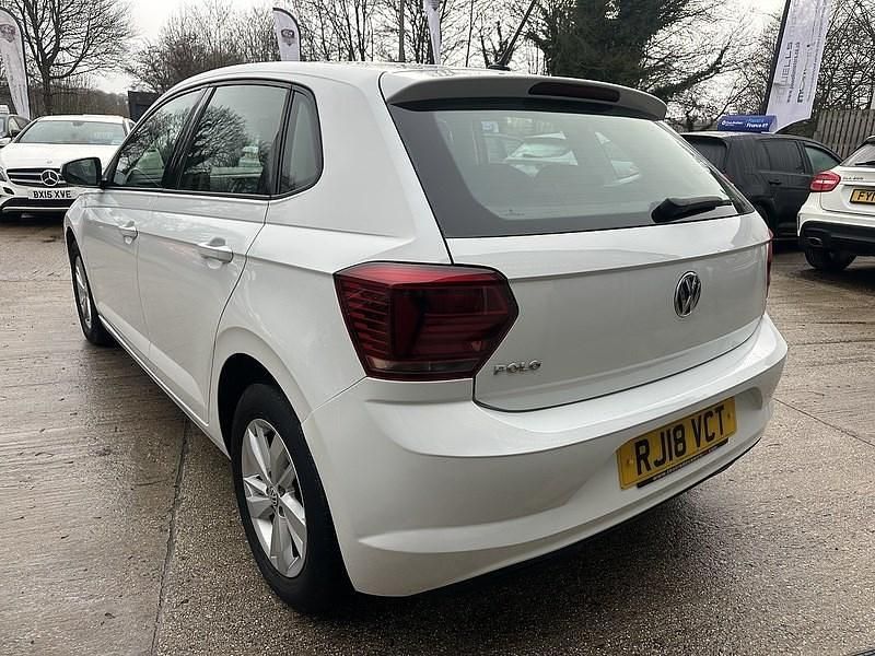 Used VW Polo SE 95 HP (69 kW) 2018 White Hatchback