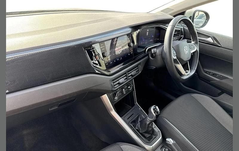 Used VW Taigo Life 95 HP (69 kW) 2023 Grey SUV