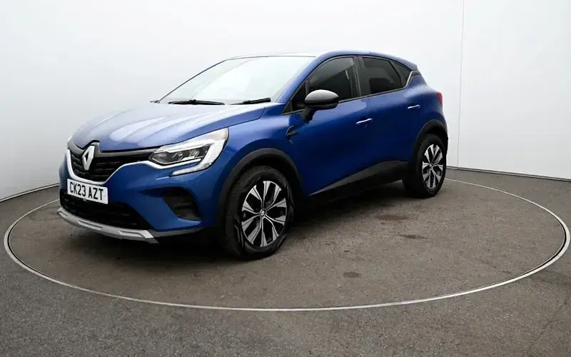 Begagnad Renault Captur Evolution 143 HK (105 kW) 2023 Blå SUV