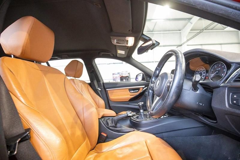 Used BMW 320 M Sport 190 HP (139 kW) 2018 Orange Estate