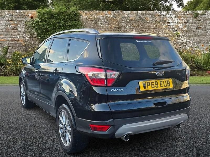 Used Ford Kuga Titanium 150 HP (110 kW) 2019 Black SUV