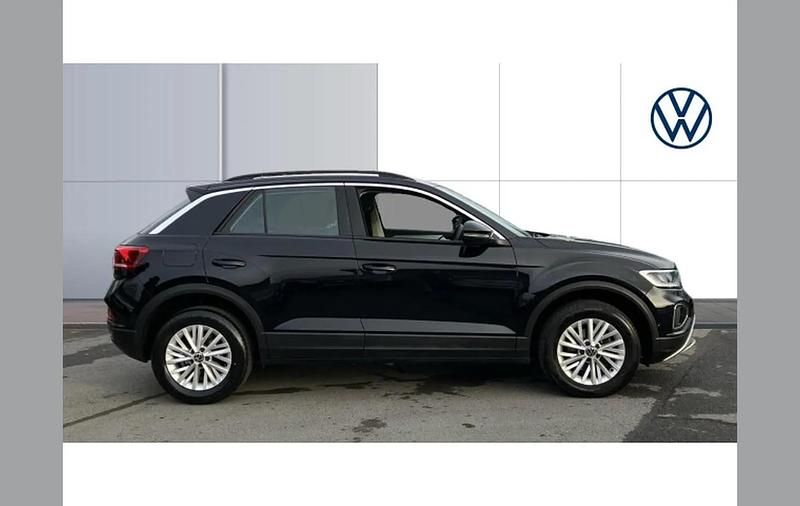 Używany VW T-Roc Life 150 KM (110 kW) 2023 Czarny SUV