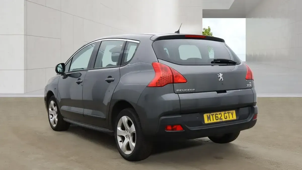 Used Peugeot 3008 Active 112 HP (82 kW) 2012 Grey Estate
