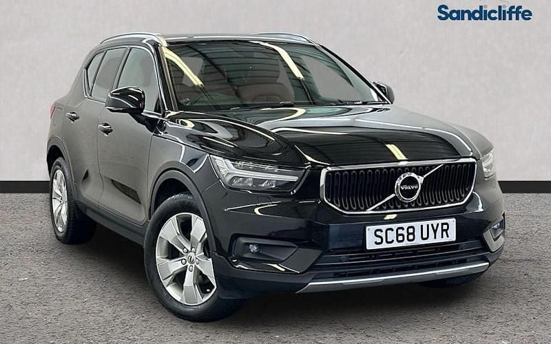 Black Used 2020 Volvo XC40 Momentum SUV | £16,900 (Good price) - Image 1/4