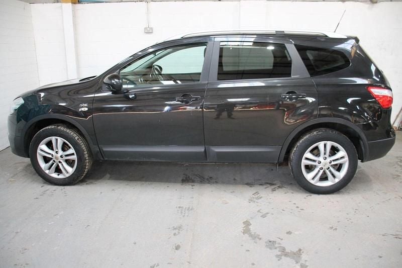 Used Nissan Qashqai +2 N-TEC 2010 Black SUV