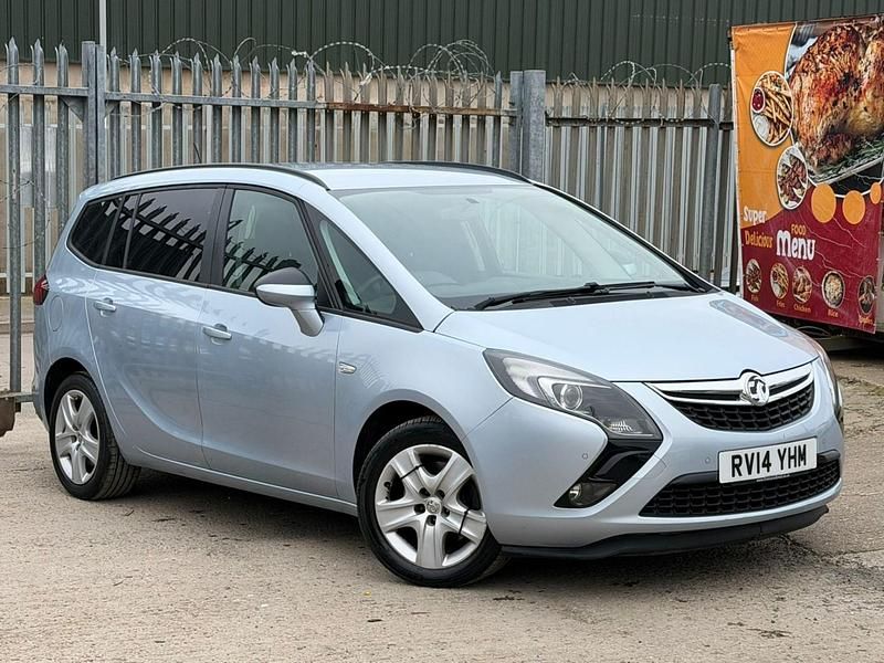 Used Vauxhall Zafira 165 HP (121 kW) 2014 Silver MPV