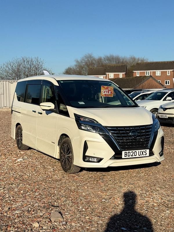 Used Nissan Serena 2020 White MPV