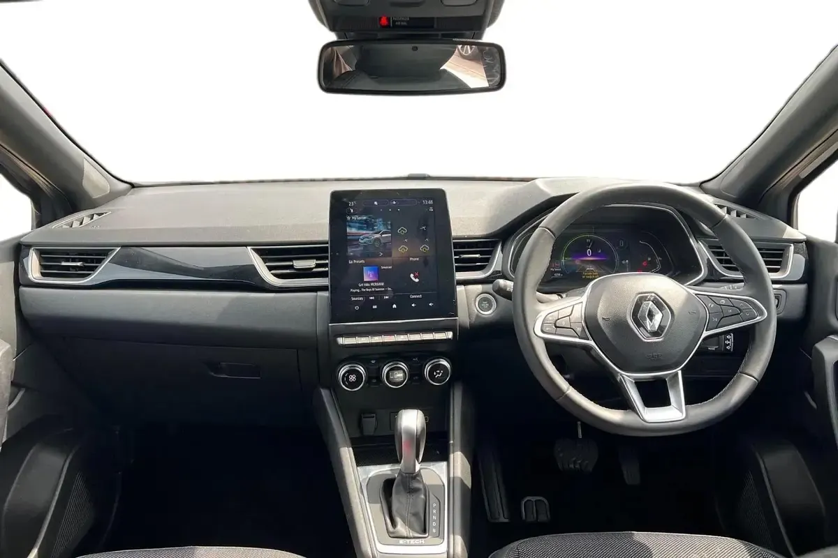 Used Renault Captur Rive Gauche 143 HP (105 kW) 2023 Grey/black SUV